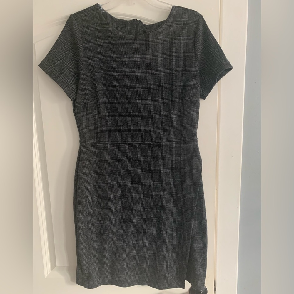 Banana Republic gray plaid dress